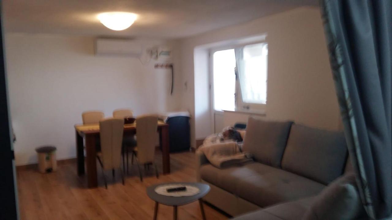 Apartmani Gojevic Водице Екстер'єр фото